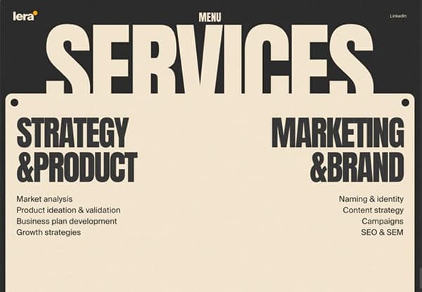 texte dépassant d'un carré de la même couleur que celui-ci