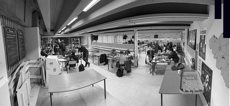 photo en grand angle du local B-74